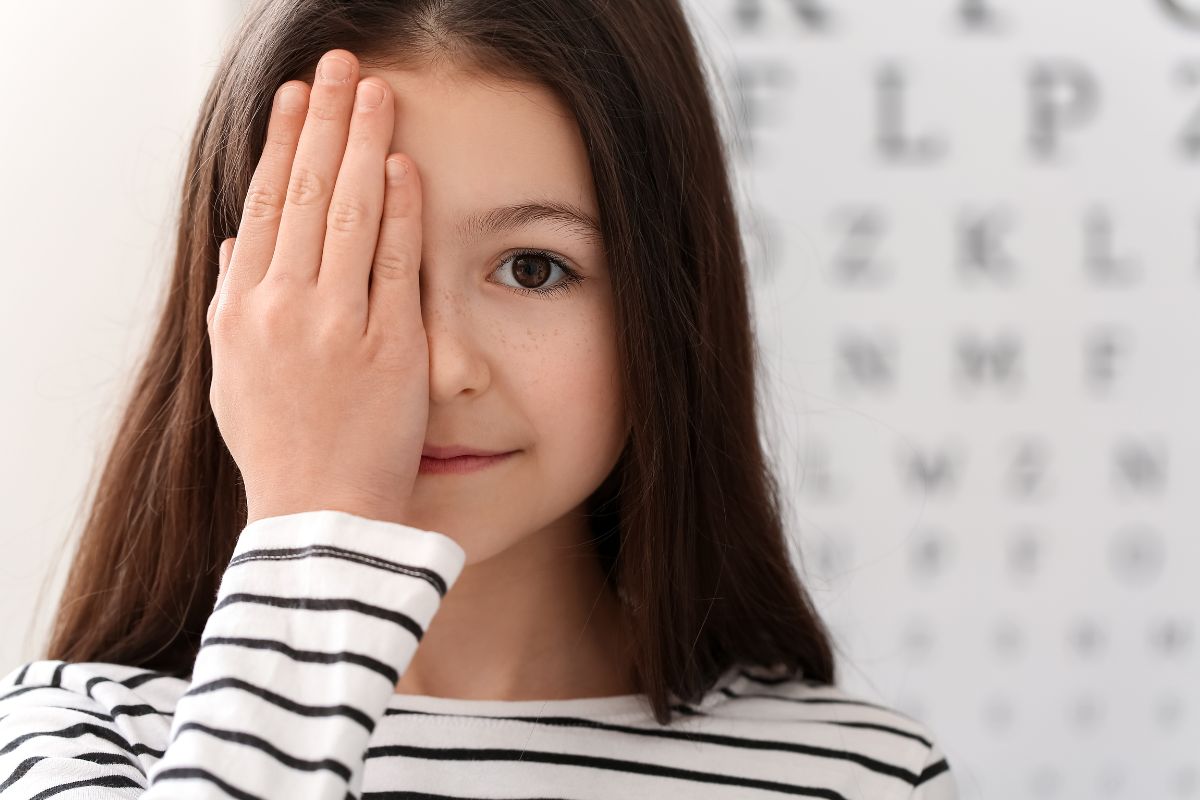 little-girl-undergoing-eye-test