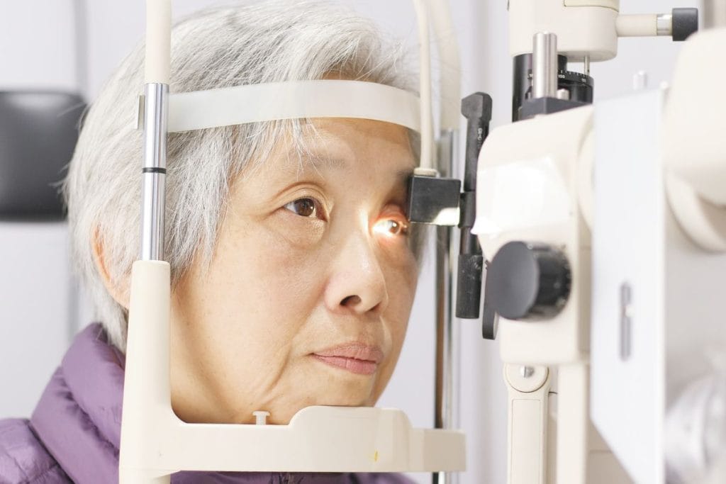 old-woman-getting-an-eye-checkup