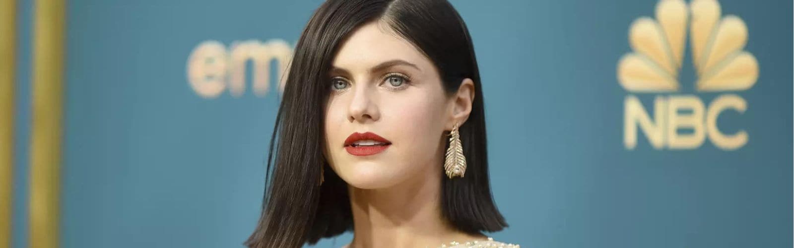 {{mpg_meta_title_celeb}}