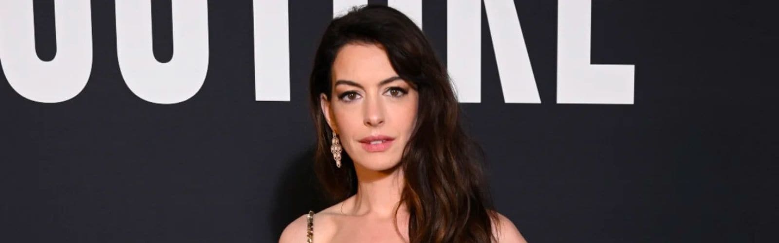Anne Hathaway Glasses & Sunglasses