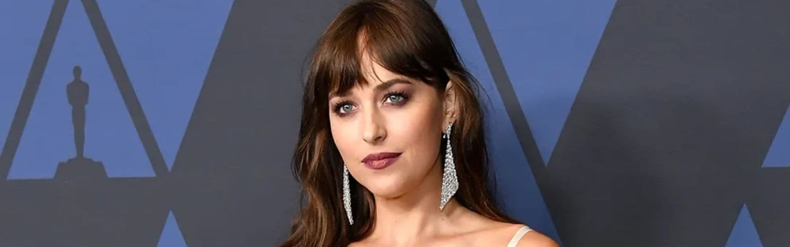 {{mpg_meta_title_celeb}}