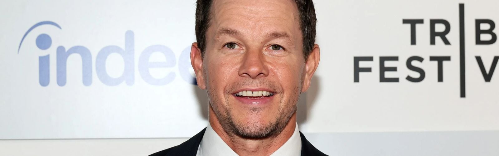 Mark Wahlberg Glasses Plus Net Worth, Personal Life, Latest Activities & More