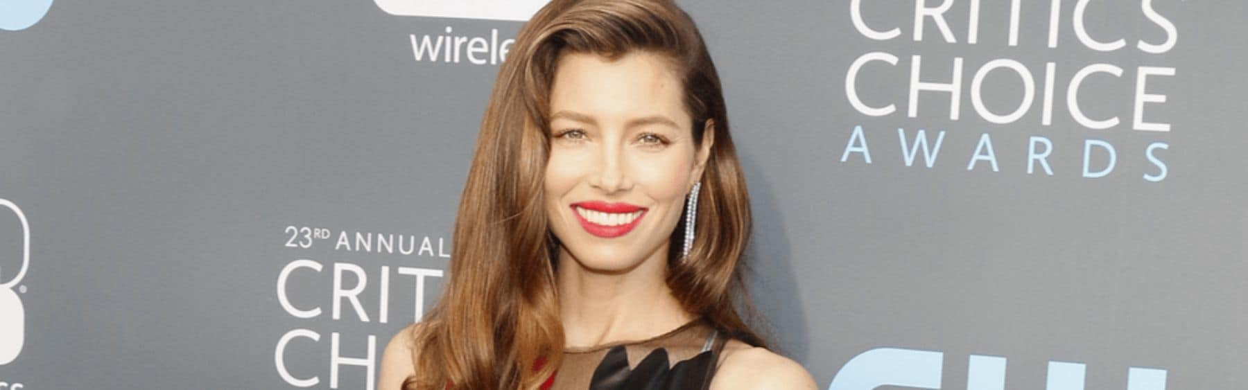 {{mpg_meta_title_celeb}}