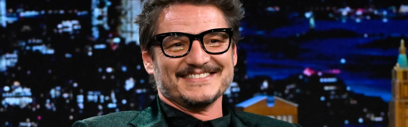 Pedro Pascal Glasses Plus Age, Height, Personal Life & Latest Activities