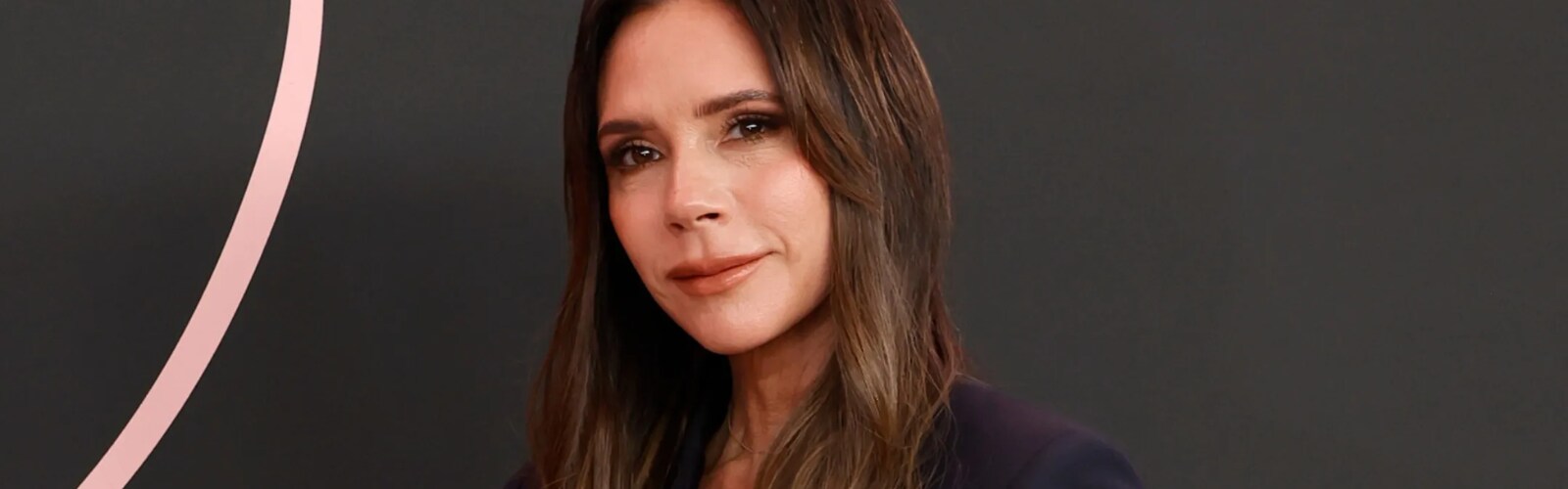 Victoria Beckham Glasses Plus Net Worth, Personal Life, Latest Activities & More