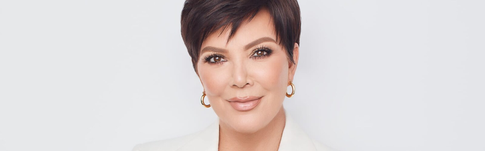 Kris Jenner Glasses Plus Net Worth, Personal Life, Latest Activities & More