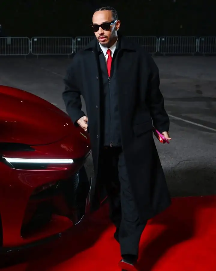 Lewis Hamilton f1 75 style