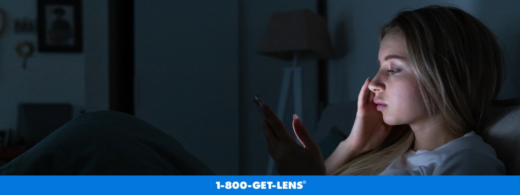 woman-using-phone-at-night